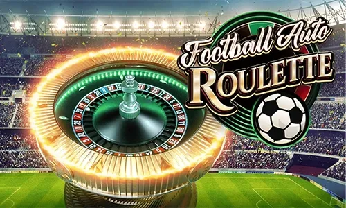 Live dealer presenting cards at phmacao live casino